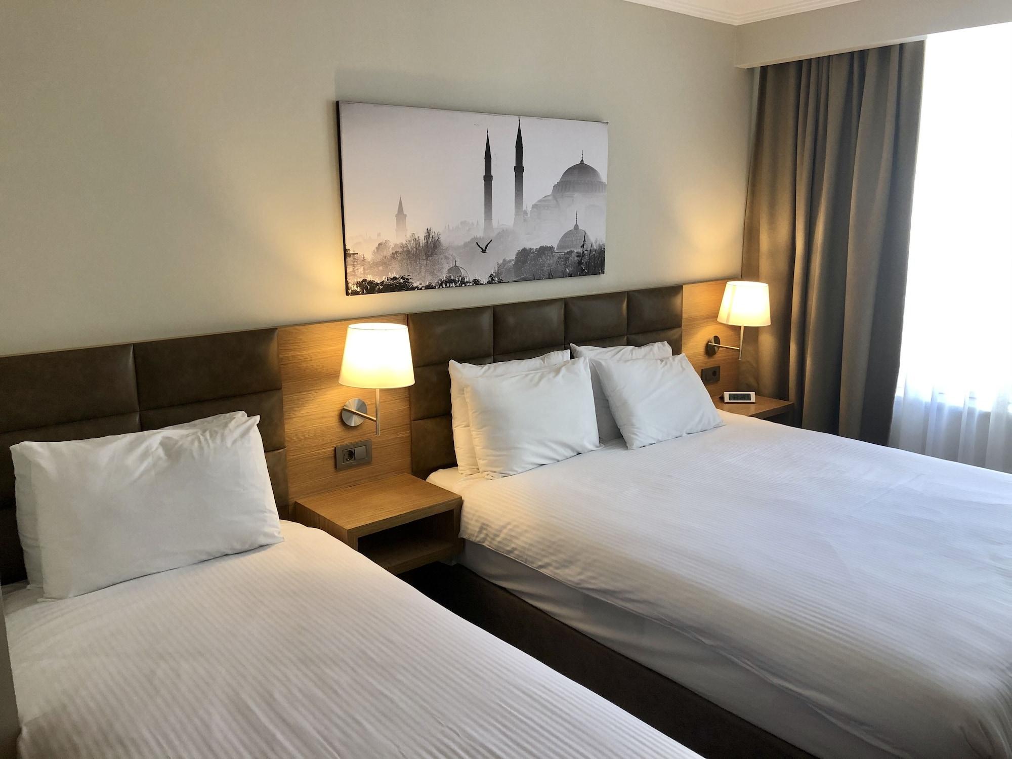 Fehmi Bey Suites Istanbul Bagian luar foto