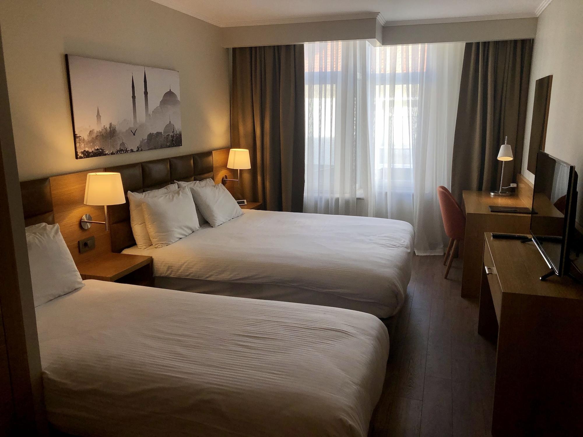 Fehmi Bey Suites Istanbul Bagian luar foto